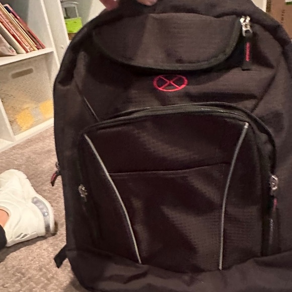 EXEL Backpack - barely used - Picture 1 of 8